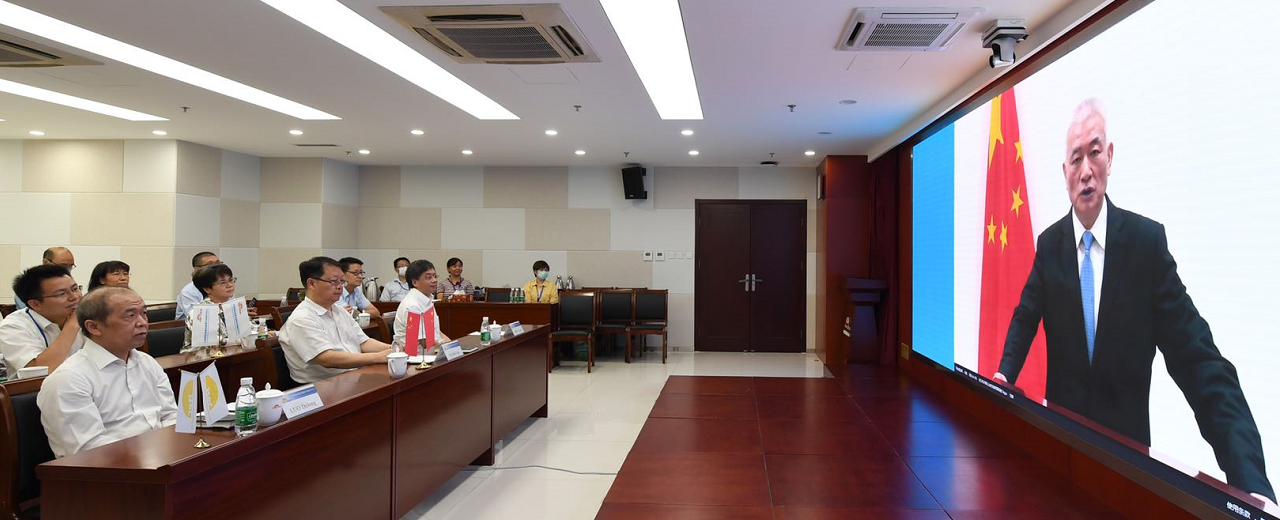 习近平主席向国际热核聚变实验堆（ITER）计划重大工程安装启动仪式致贺信